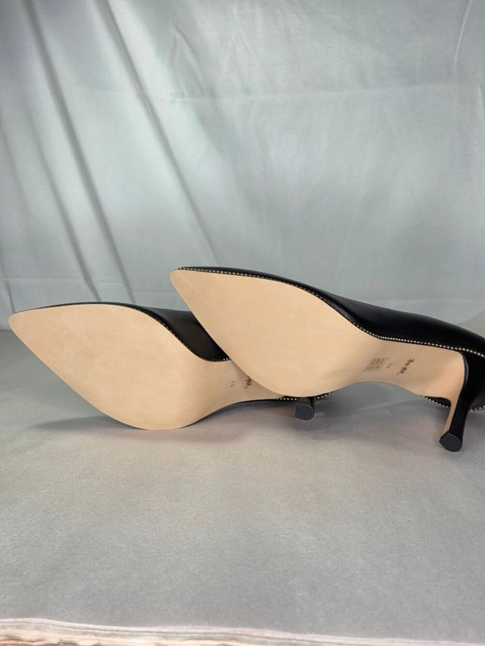 COACH Samantha Signature Pointed-Toe Leather Pumps Size: 10 B - Picture 5 of 6